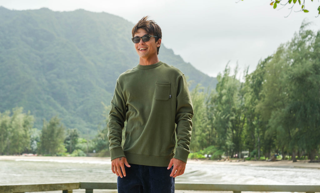 YY 71 Pocket Crew Sweat-Military Green