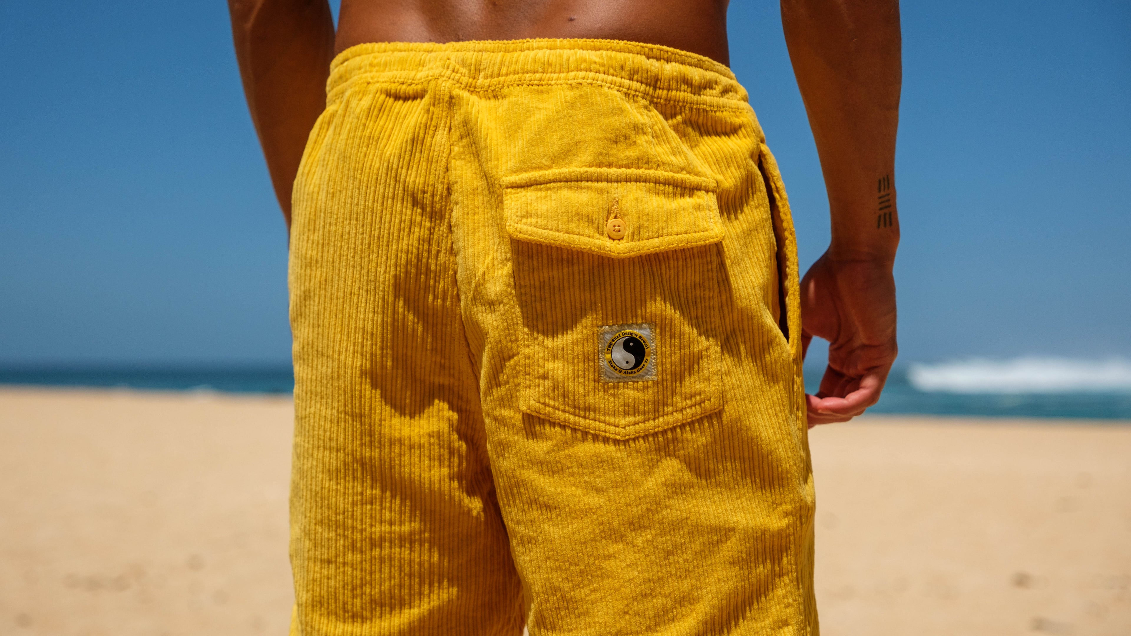 T&C Surf Designs Corduroy Beach Short 19'' - Washed Mustard