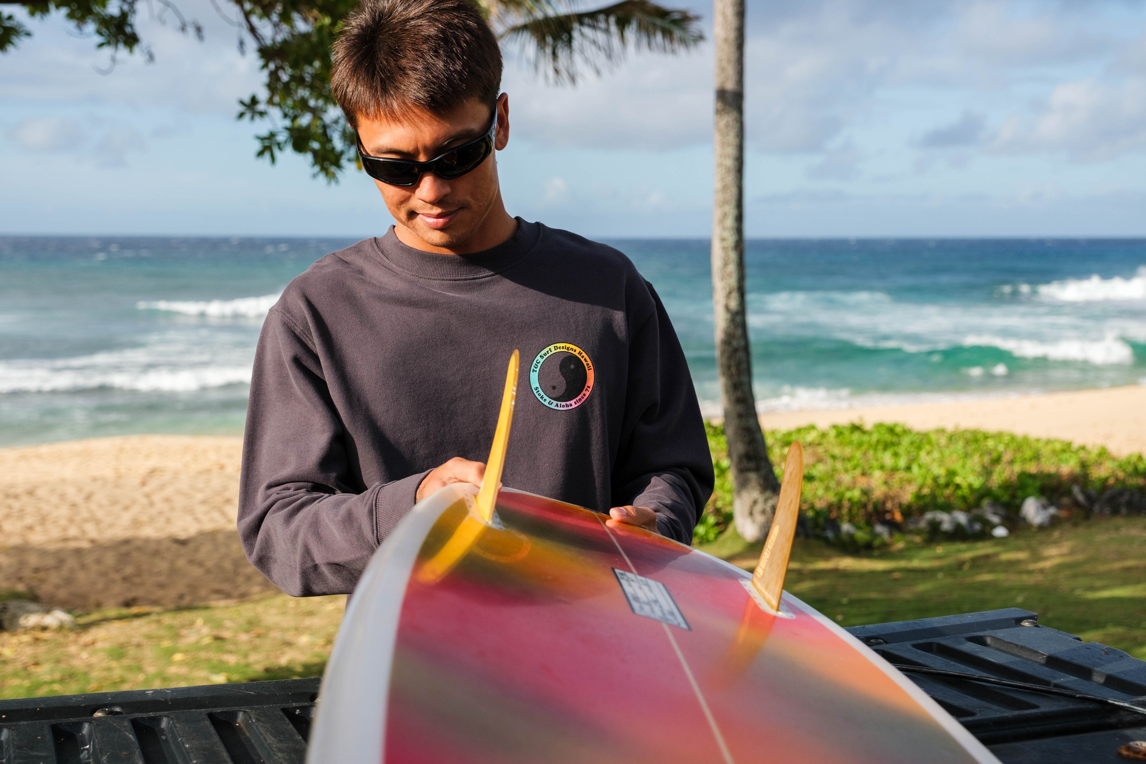 T&C Surf Designs YY 71 CREW SWEAT - Washed Black